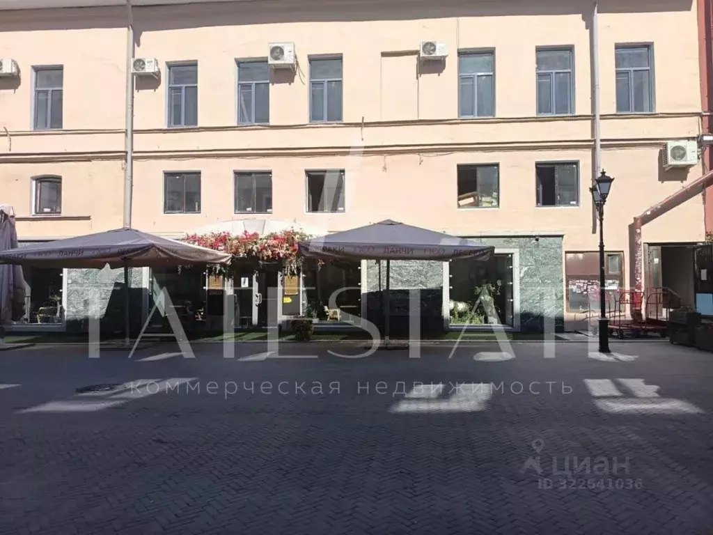 Помещение свободного назначения в Татарстан, Казань ул. Баумана, 42 ... - Фото 1