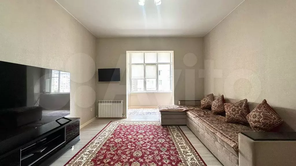 2-к. квартира, 75 м, 8/14 эт. - Фото 0