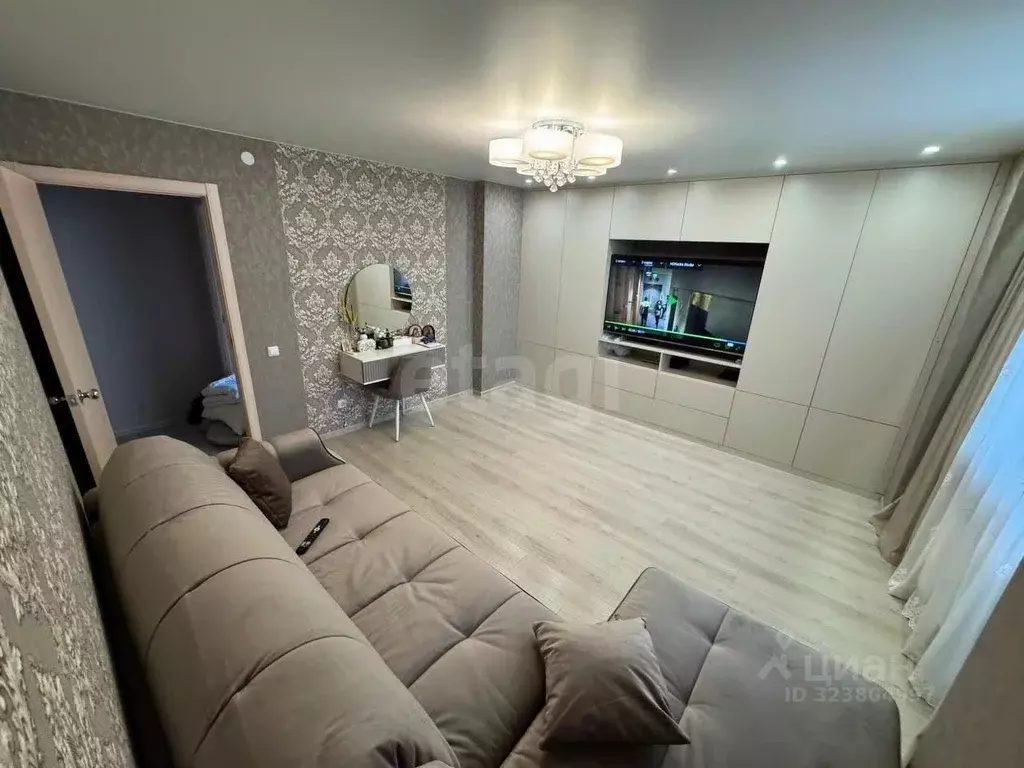 1-к кв. Свердловская область, Екатеринбург ул. Чайковского, 86В (40.2 ... - Фото 1