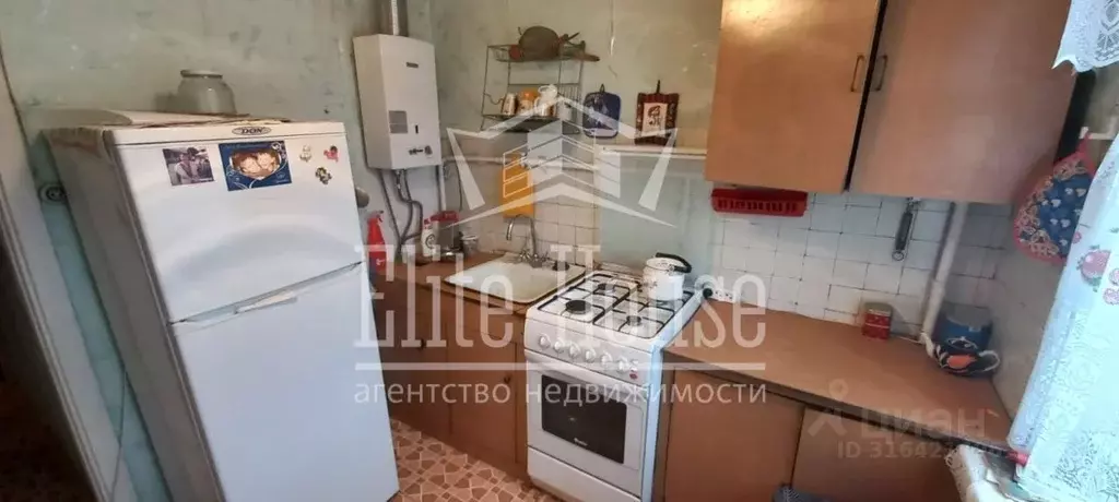 2-к кв. Калужская область, Калуга ул. Суворова, 19 (42.8 м) - Фото 0