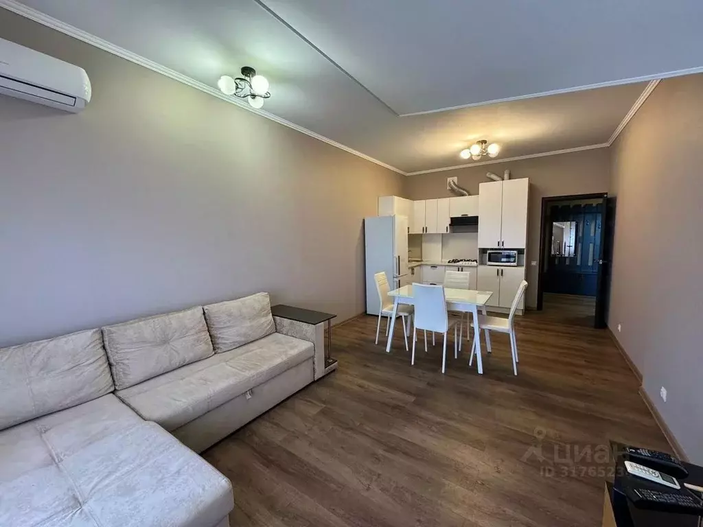 2-к кв. Краснодарский край, Геленджик Туристическая ул., 3к1 (70.0 м) - Фото 1
