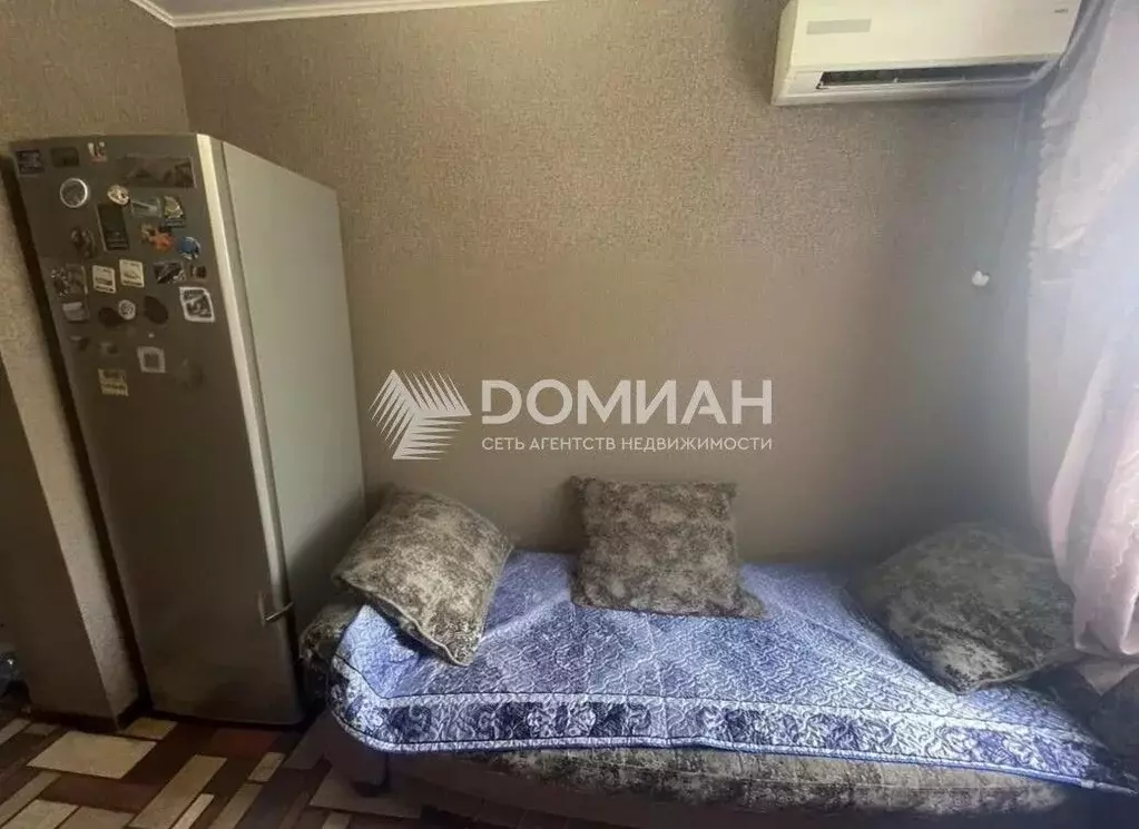 Комната Ростовская область, Новочеркасск Гвардейская ул. (11.0 м) - Фото 2
