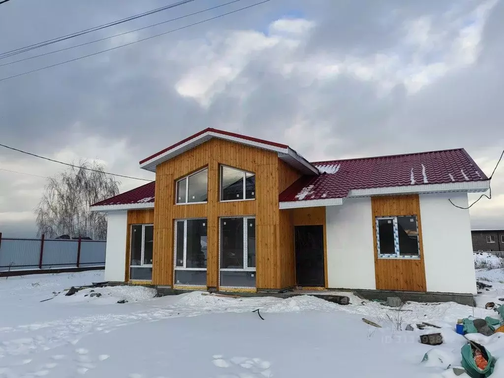 Дом в Свердловская область, Екатеринбург муниципальное образование, с. ... - Фото 1