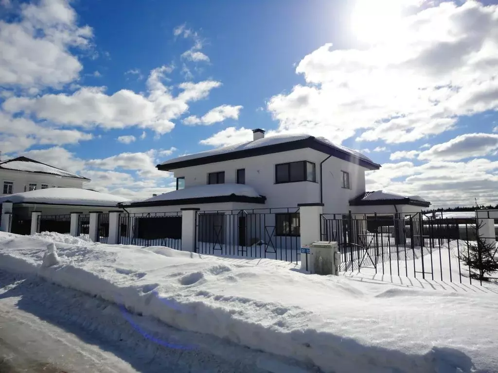 Коттедж в Москва Цветочный кп, 252 (350 м) - Фото 2