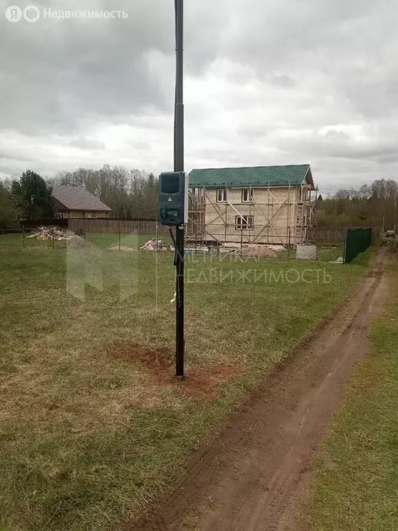 Участок в Тверская область, Осташковский муниципальный округ, деревня ... - Фото 1