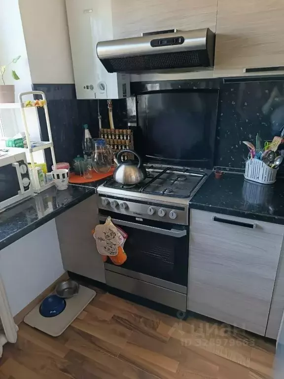 3-к кв. Новгородская область, Великий Новгород Московская ул., 28к4 ... - Фото 1