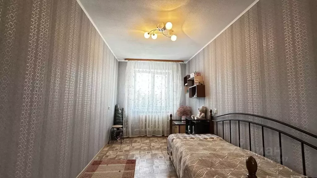 3-к кв. Псковская область, Печоры Индустриальная ул., 6 (66.9 м) - Фото 1