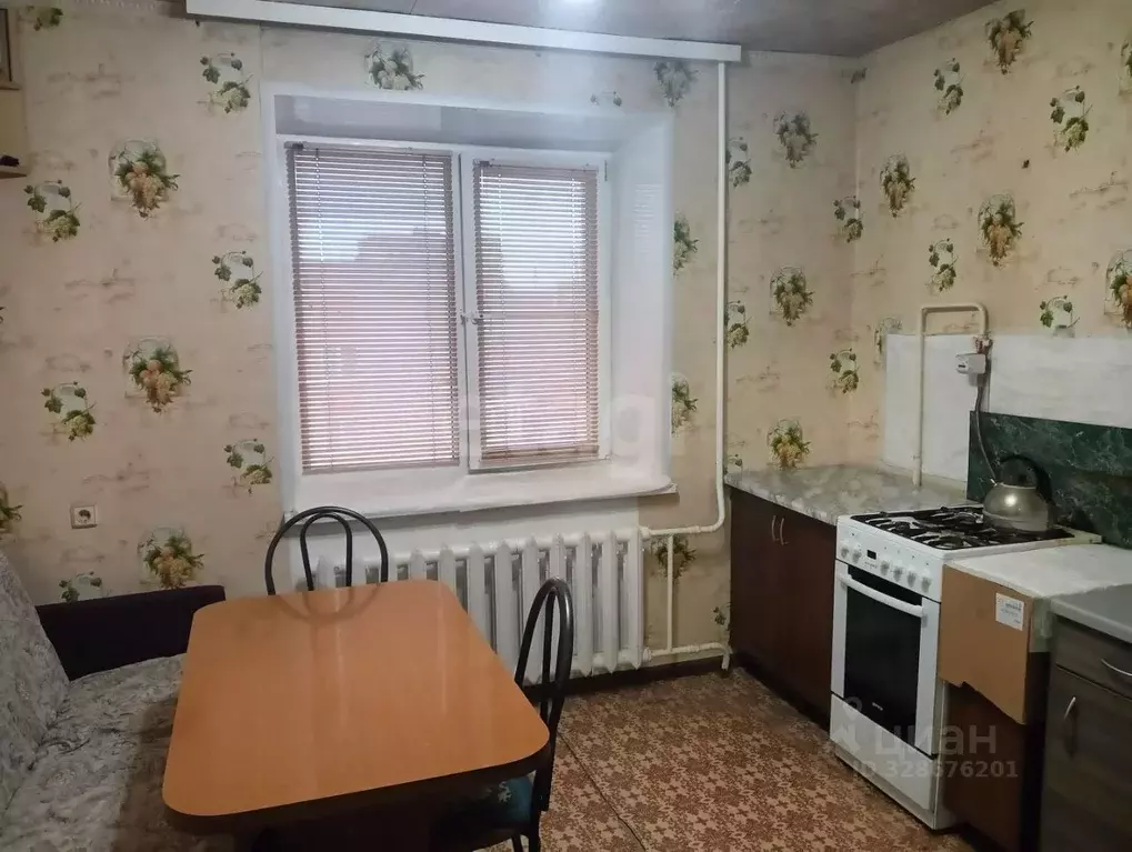 2-к кв. Башкортостан, Стерлитамак Южный мкр, ул. Суханова, 10Б (69.7 ... - Фото 1