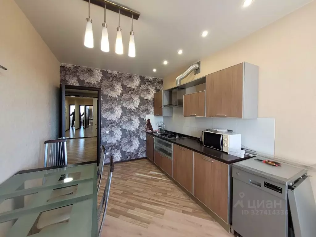 2-к кв. Калужская область, Калуга ул. Баррикад, 144 (60.0 м) - Фото 2