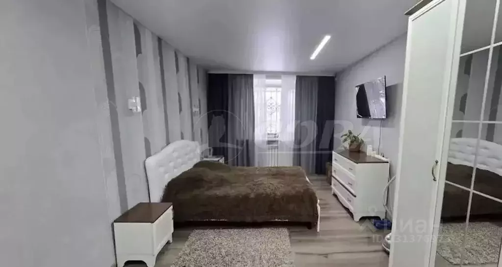 3-к кв. Тюменская область, Тобольск ул. Радищева, 1 (79.3 м) - Фото 1