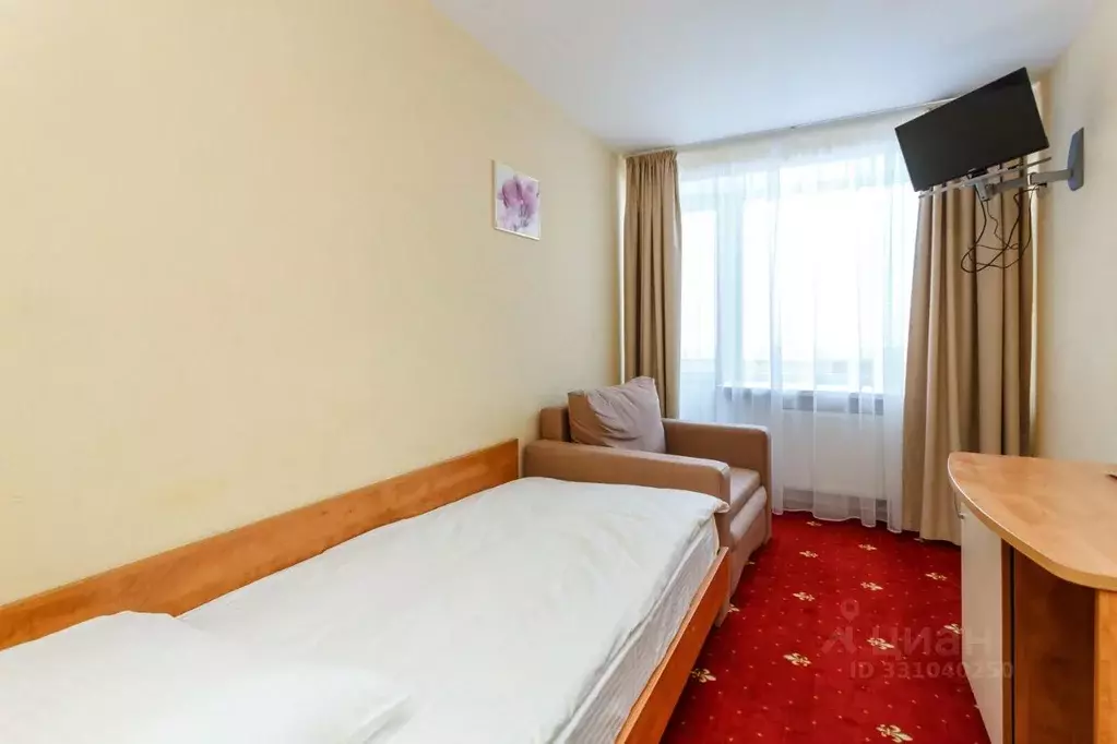Комната Новгородская область, Валдай Молотковская ул., 2 (11.0 м) - Фото 1