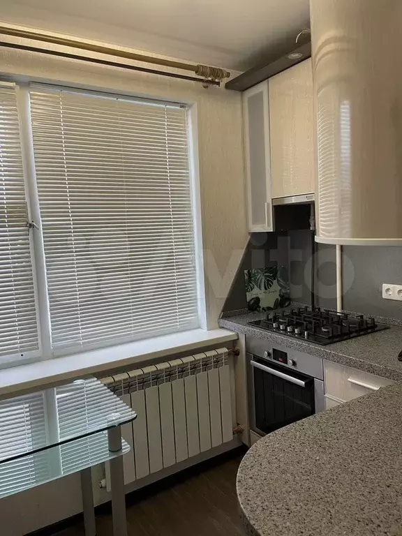 1-к. квартира, 32 м, 9/9 эт. - Фото 0