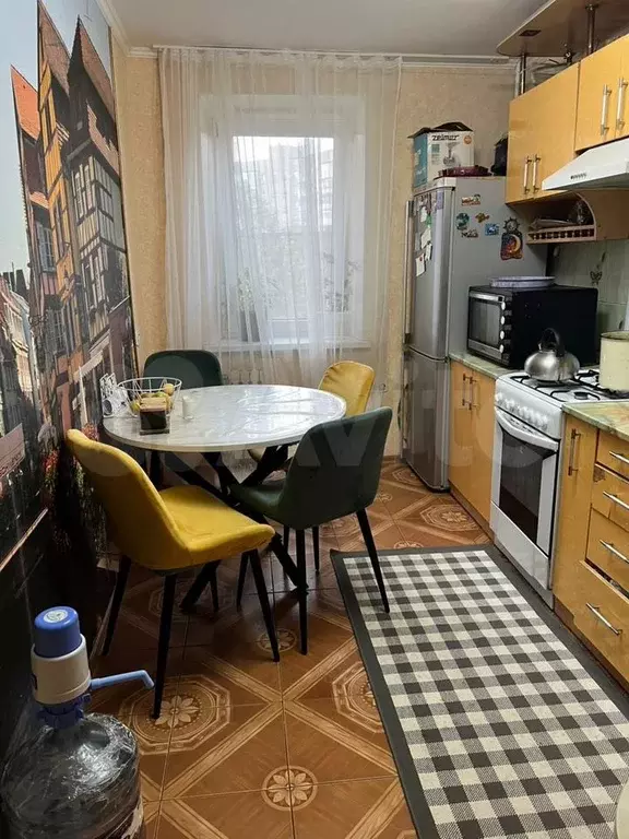 3-к. квартира, 76 м, 6/10 эт. - Фото 0