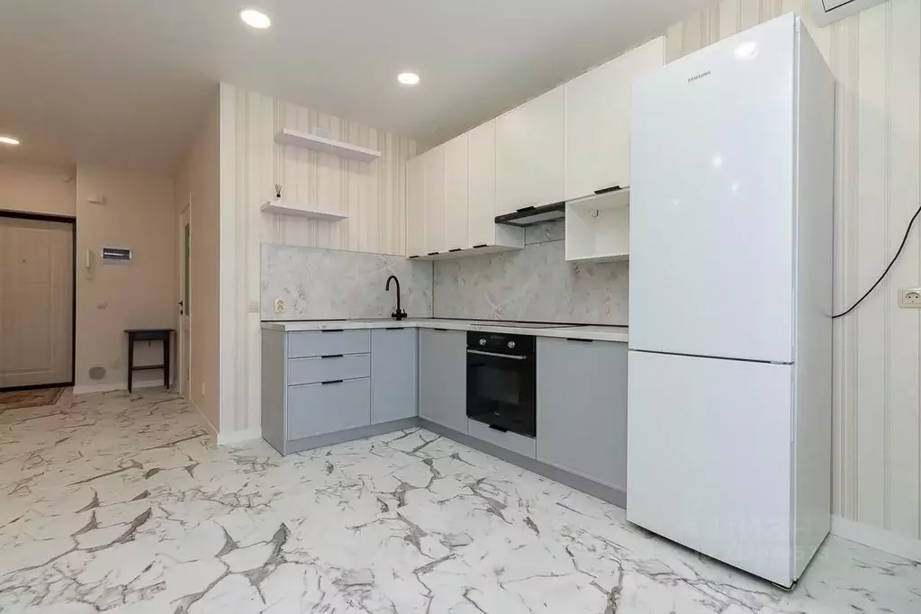 2-к кв. Омская область, Омск Взлетная ул., 15 (43.0 м) - Фото 1