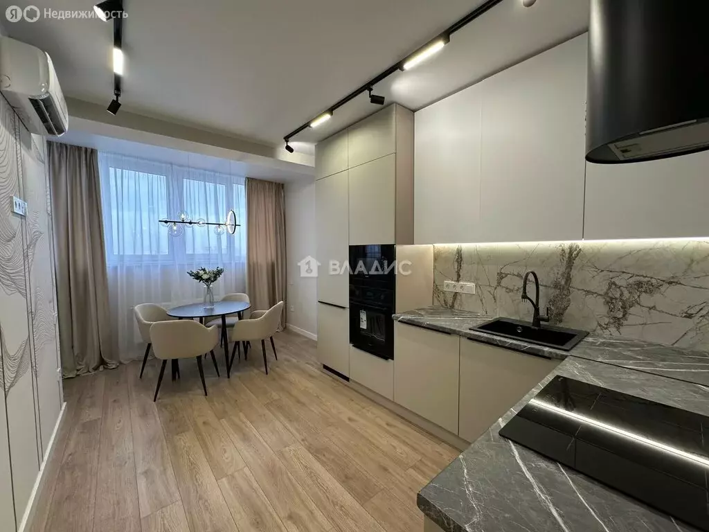 3-комнатная квартира: Краснодар, Уральская улица, 71к1 (60 м) - Фото 1