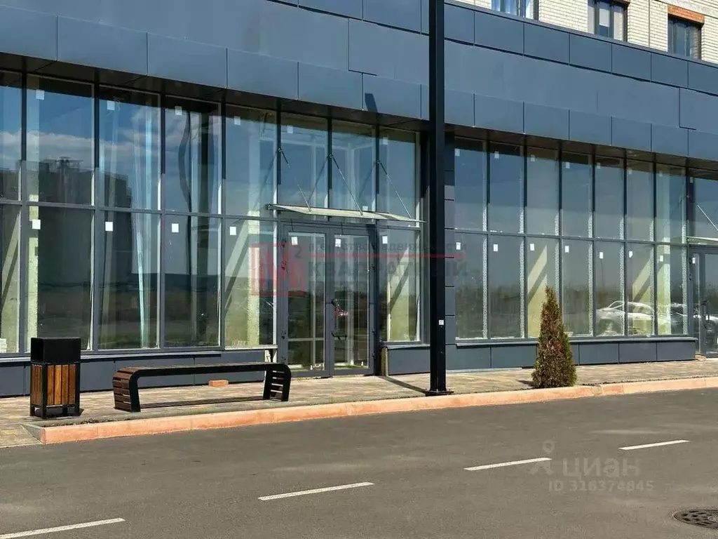 Помещение свободного назначения в Белгородская область, Старый Оскол ... - Фото 1