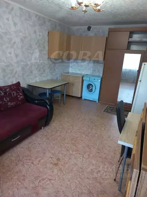 Комната Тюменская область, Тюмень ул. Республики, 218 (18.0 м) - Фото 1