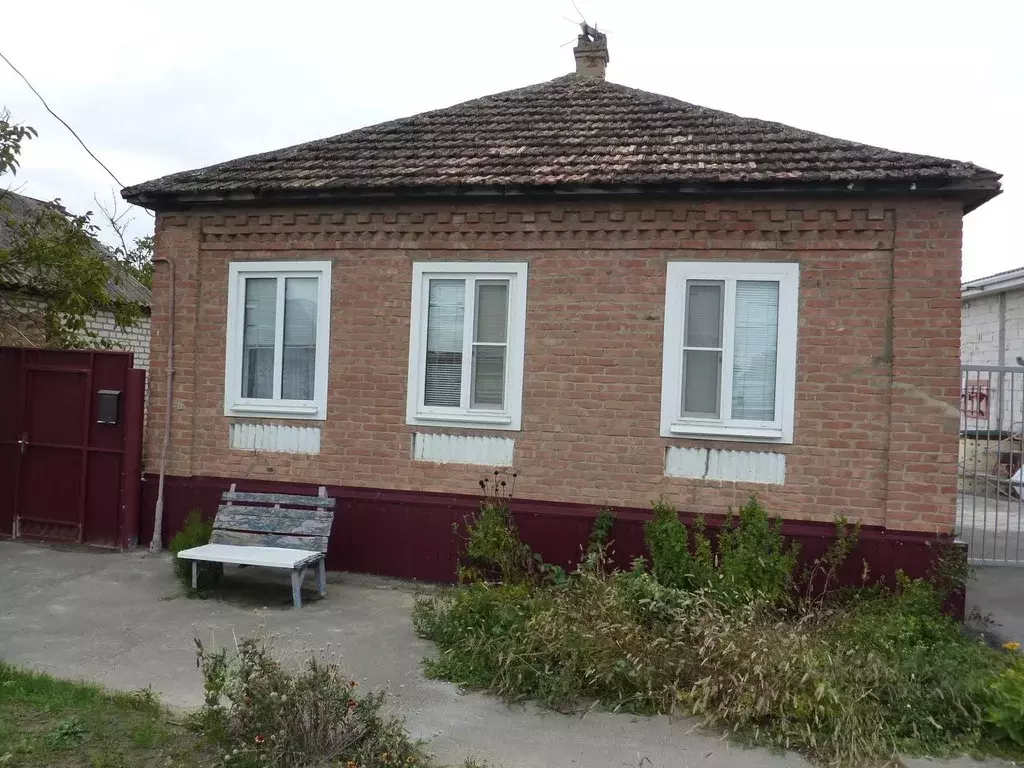 Дом в Ставропольский край, Светлоград г. Петровский муниципальный ... - Фото 1