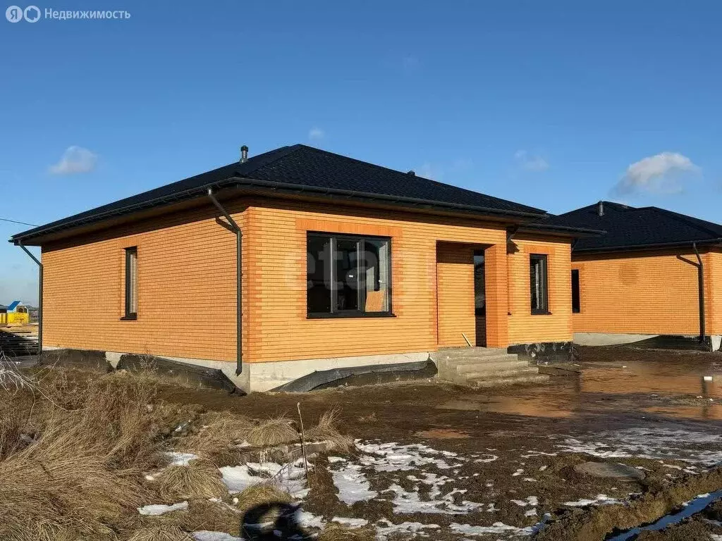 Дом в село Троицкое, Янтарная улица (118 м) - Фото 2