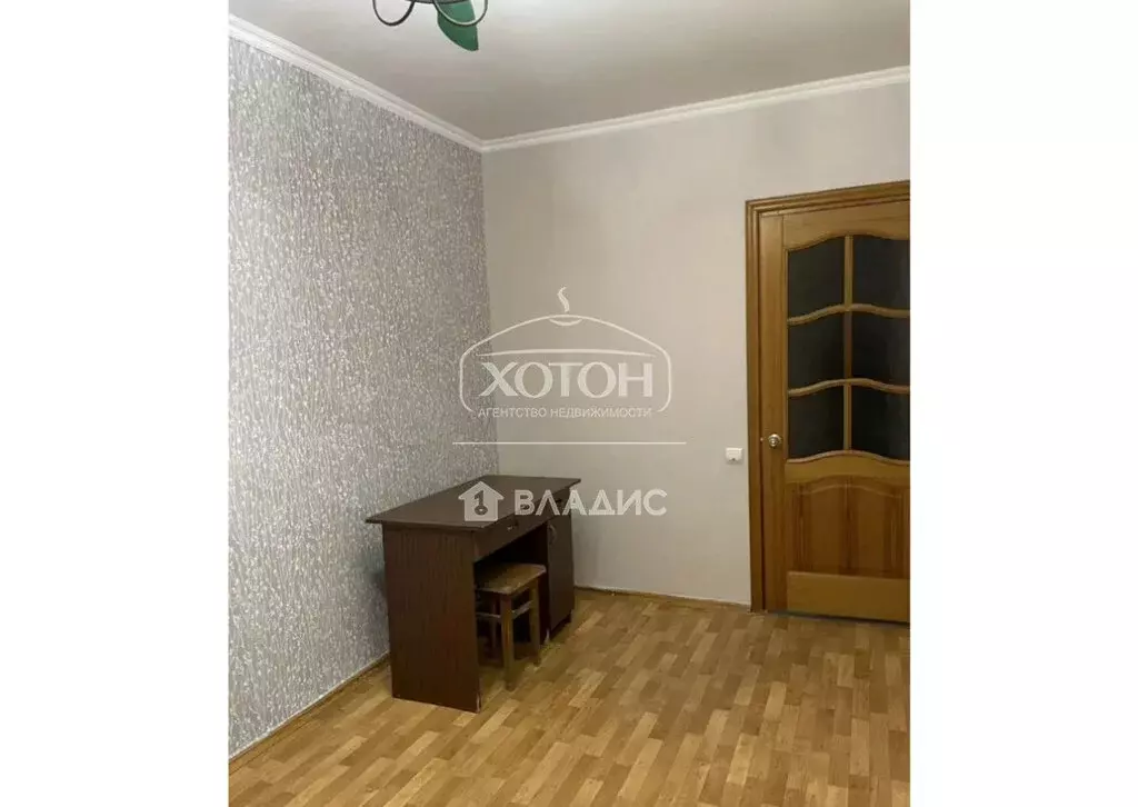 4-комнатная квартира: Элиста, 8-й микрорайон, 8 (75 м) - Фото 1