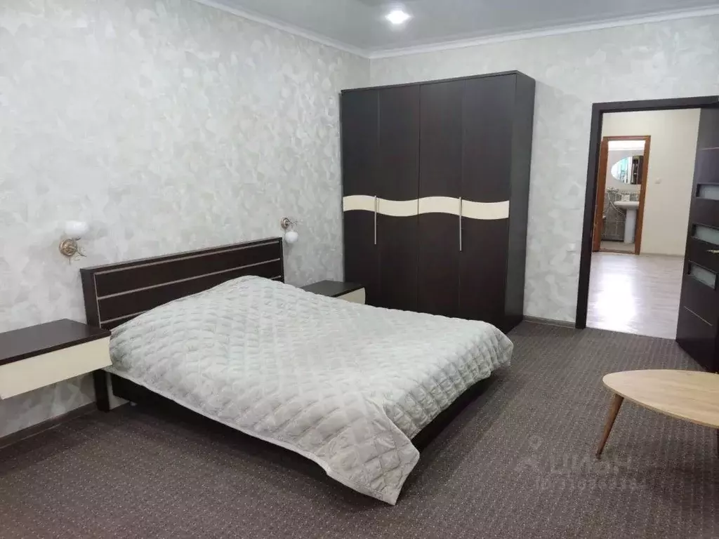 Дом в Ростовская область, Волгодонск Новая ул. (240 м) - Фото 1