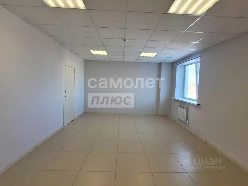 Офис в Тюменская область, Тюмень ул. 50 лет ВЛКСМ, 49с3 (26 м) - Фото 1