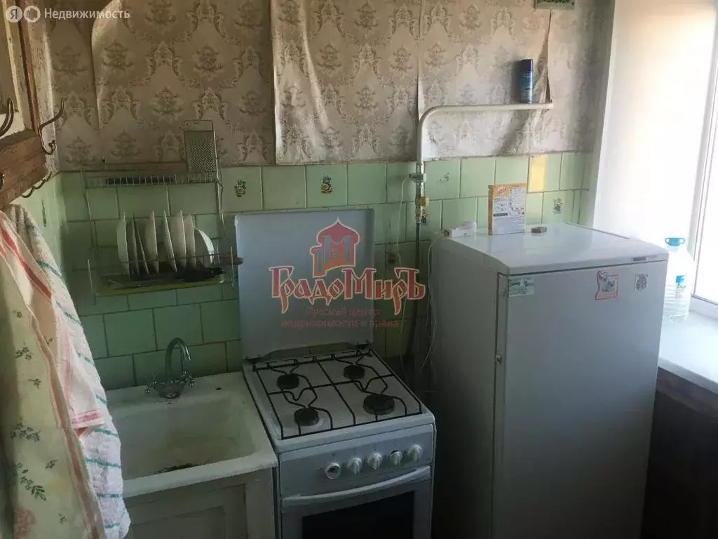 3-комнатная квартира: Пересвет, улица Строителей, 2 (49 м) - Фото 1