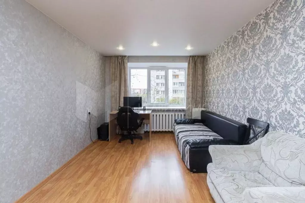 1-к кв. Тюменская область, Тюмень Военная ул., 15 (29.1 м) - Фото 1