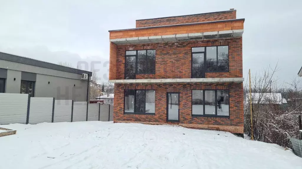 Коттедж в Самарская область, Самара пос. Управленческий, ул. 3-я (225 ... - Фото 1