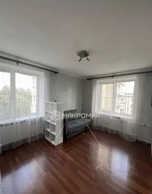 1-к кв. Санкт-Петербург Среднеохтинский просп., 5 (31.8 м) - Фото 1