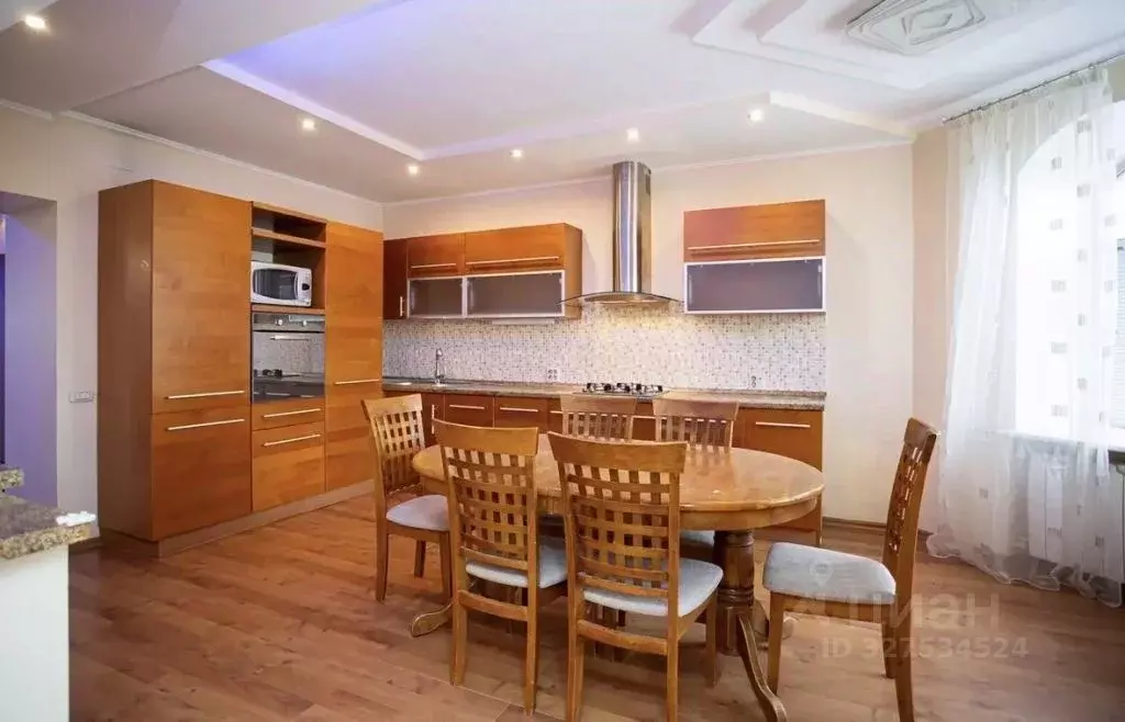 3-к кв. Ярославская область, Ярославль ул. Володарского, 13к2 (107.0 ... - Фото 2