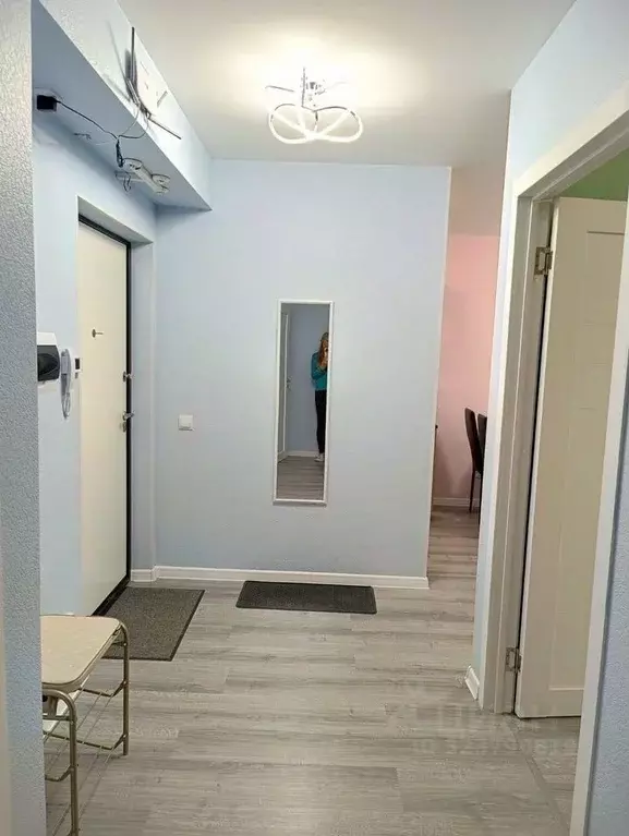 1-к кв. Ленинградская область, Мурино Всеволожский район, ул. Шоссе в ... - Фото 0