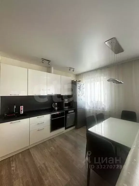 3-к кв. Иркутская область, Иркутск просп. Маршала Жукова, 11 (65.8 м) - Фото 1