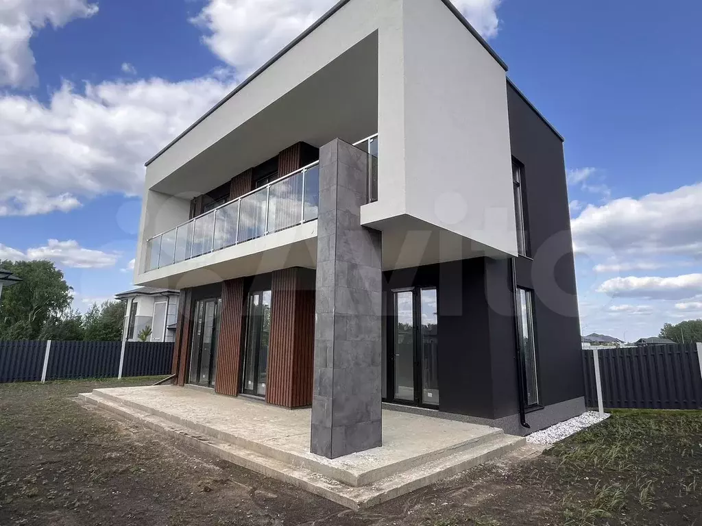 Дом 182,9 м на участке 9 сот. - Фото 0