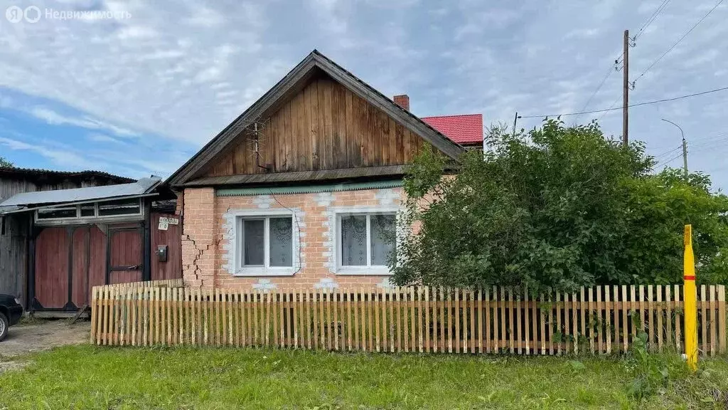 Дом в Туринск, улица Свердлова, 150 (25.2 м) - Фото 0