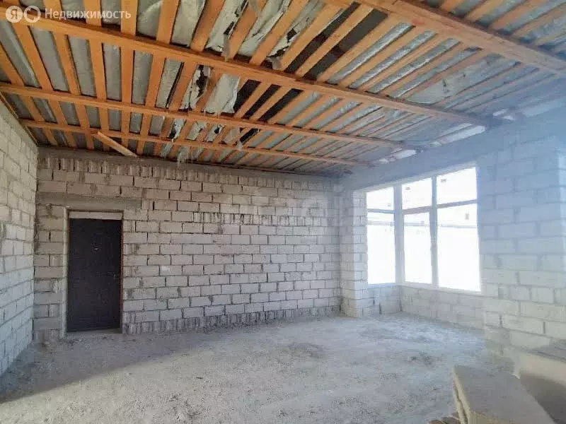 3-комнатная квартира: Нартан, Адыгейская улица, 1 (74.8 м) - Фото 0