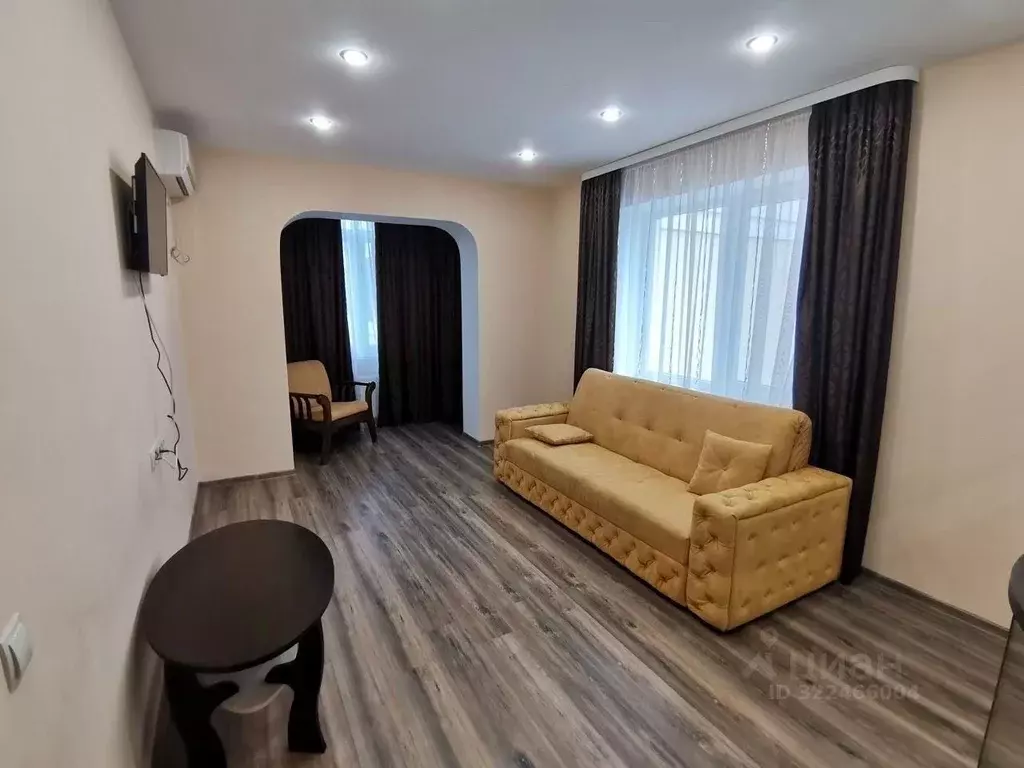 2-к кв. Крым, Симферополь ул. Дачная (55.0 м) - Фото 0
