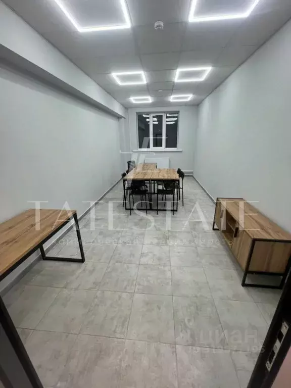 Помещение свободного назначения в Татарстан, Казань ул. Гагарина, 28К ... - Фото 1