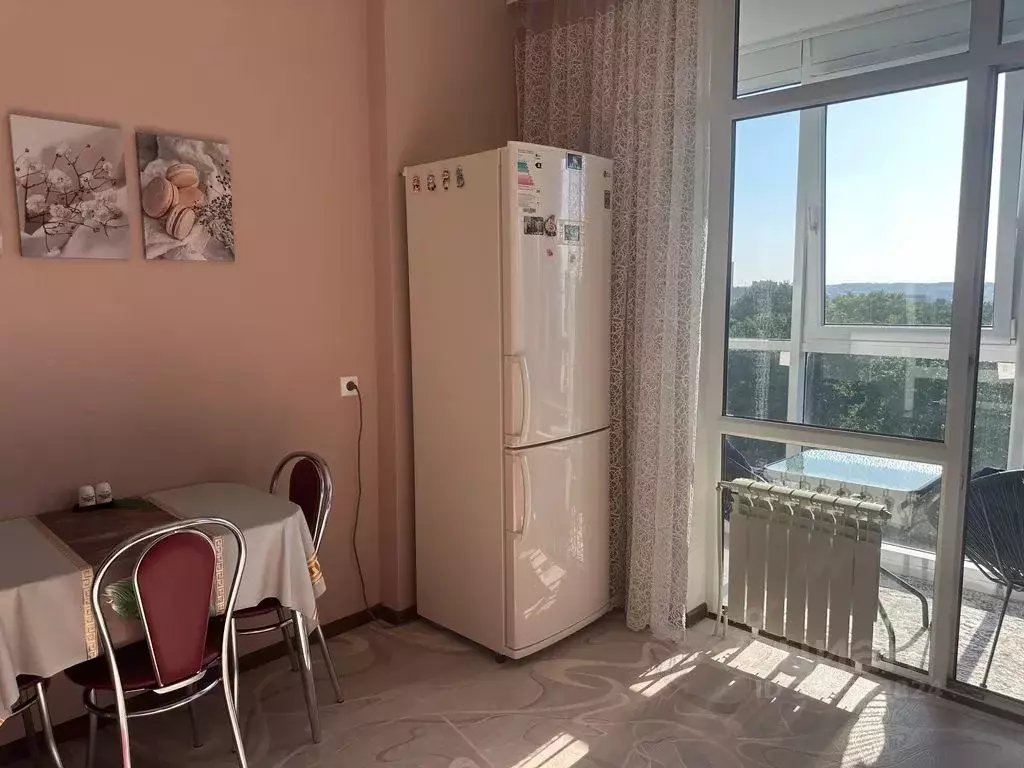 2-к кв. Белгородская область, Белгород ул. Попова, 37Г (54.0 м) - Фото 1