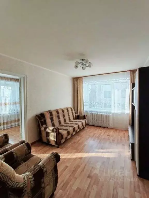 3-к кв. Чувашия, Чебоксары ул. 50 лет Октября, 23 (50.2 м) - Фото 1