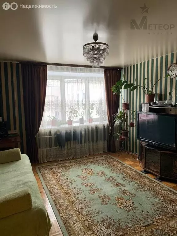 4-комнатная квартира: Нижний Новгород, улица Кащенко, 27 (77 м) - Фото 0