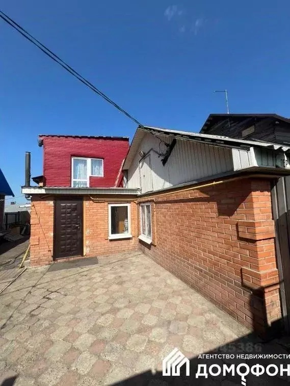 Дом в Омская область, Омск Фабричная ул., 2 (90 м) - Фото 1