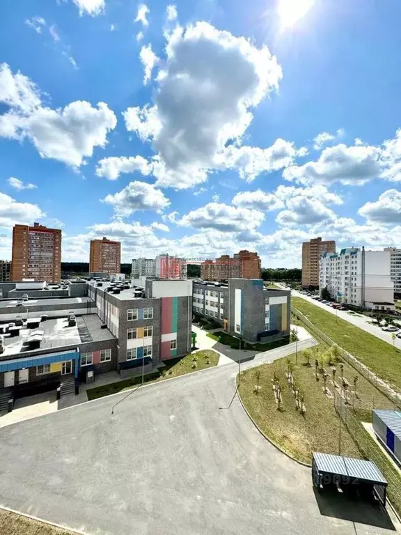 1-к кв. Белгородская область, Старый Оскол Степной мкр, 23 (52.0 м) - Фото 0