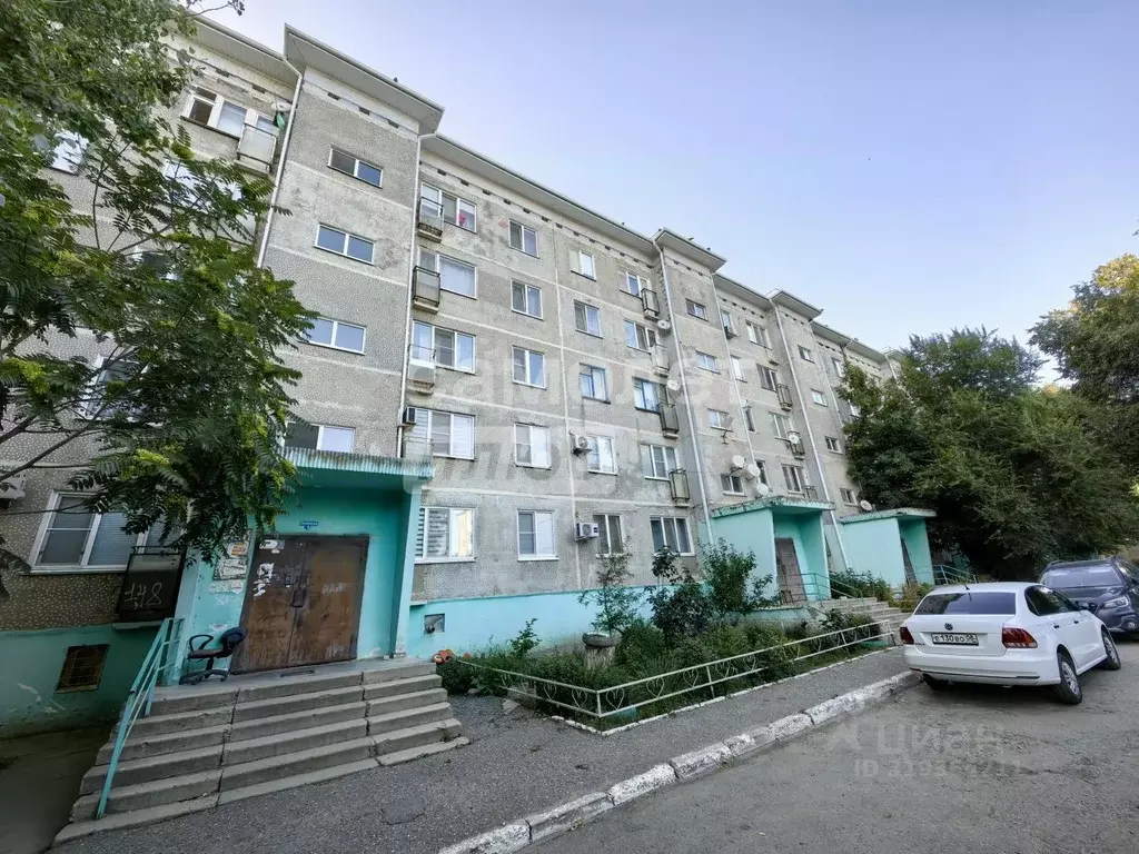 4-к кв. Калмыкия, Элиста ул. Ю. Клыкова, 10 (74.1 м) - Фото 0