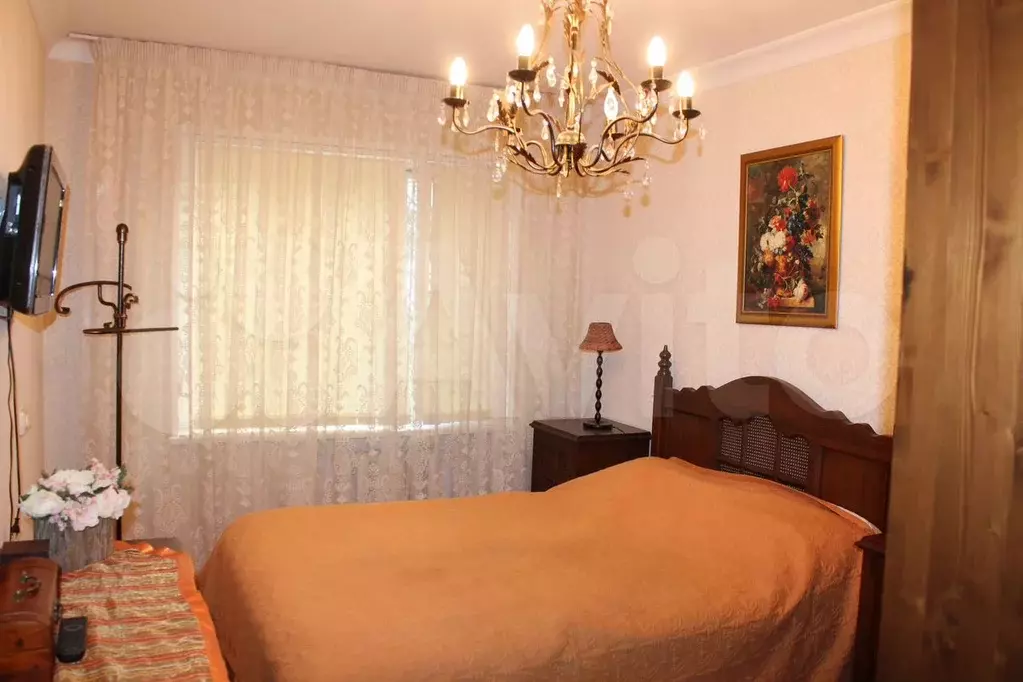2-к. квартира, 73 м, 2/4 эт. - Фото 1