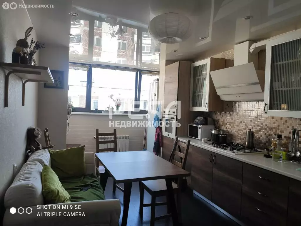 2-комнатная квартира: Гатчина, проспект 25 Октября, 69к3 (79.4 м) - Фото 1