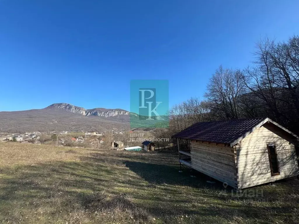 Участок в Крым, Бахчисарайский район, Голубинское с/пос, с. Соколиное ... - Фото 1