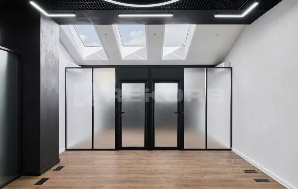 Офис в Санкт-Петербург наб. Обводного Канала, 23Б (800 м) - Фото 2