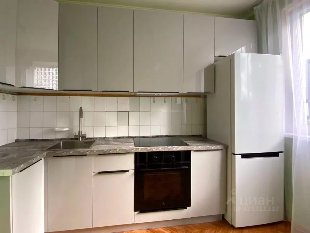 2-к кв. Москва ул. Наметкина, 13к1 (56.0 м) - Фото 1