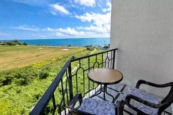 2-к кв. Краснодарский край, Геленджик Крымская ул., 19к6 (46.0 м) - Фото 0